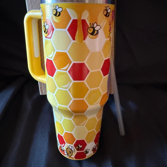 New Stanley Yellow Tumbler with Special Edition Winnie the Pooh Design 40oz - Picture 6 of 7